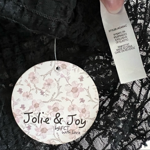 Jolie & Joy | NWT Black Lace Top - Picture 6 of 6